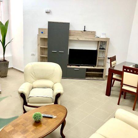 Apartment Tesla Панчево Экстерьер фото