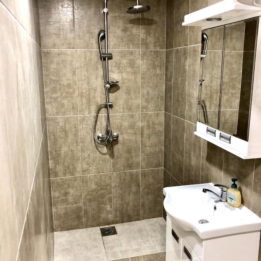 Apartment Tesla Панчево Экстерьер фото