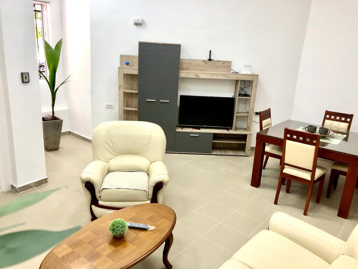 Apartment Tesla Панчево Экстерьер фото