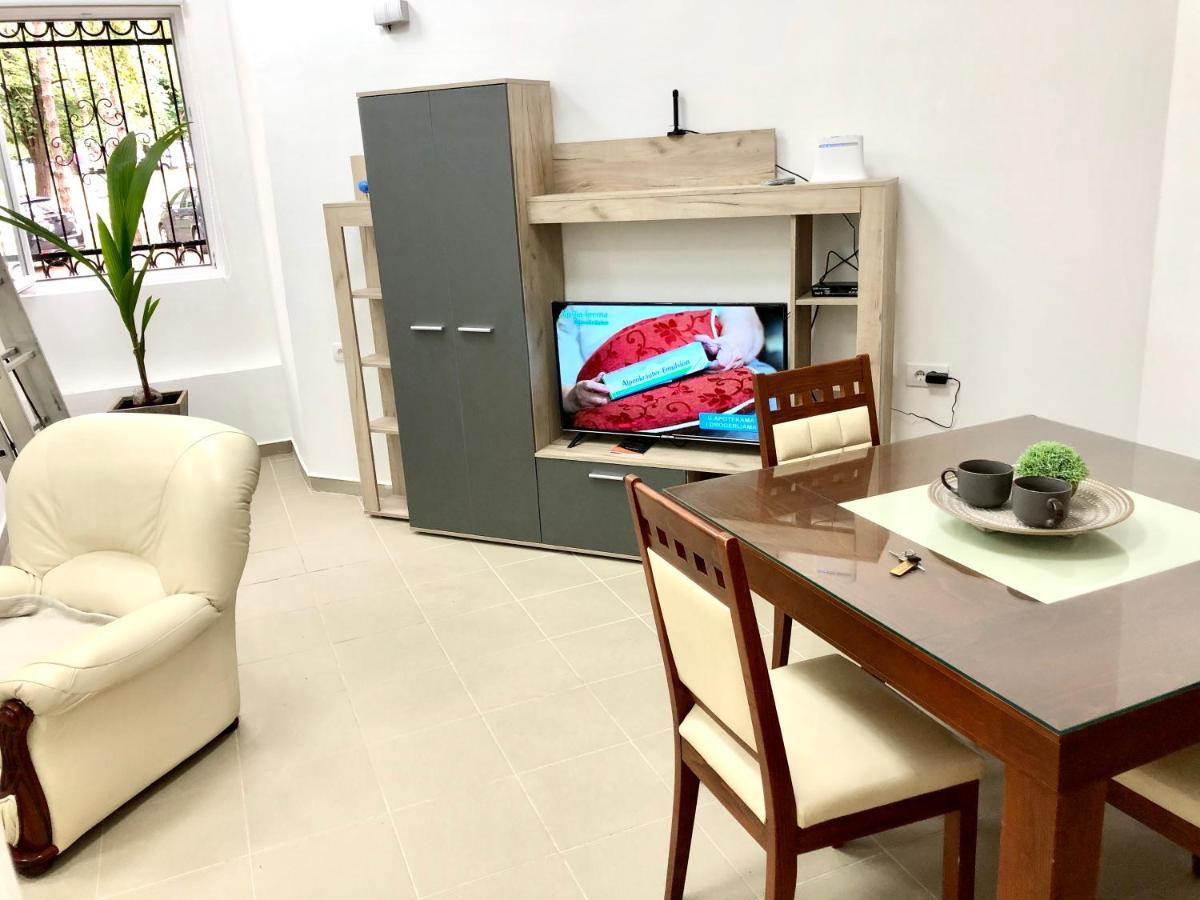 Apartment Tesla Панчево Экстерьер фото